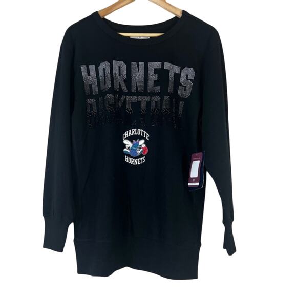 4Her by Carl Banks NWT Charlotte Hornets Sweatshirt - Picture 1 of 5